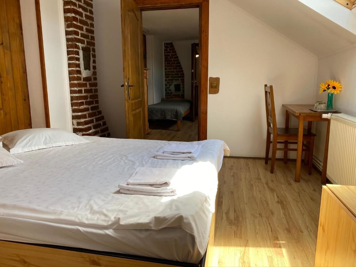 Гостевой дом Casa Marieta Брашов-11